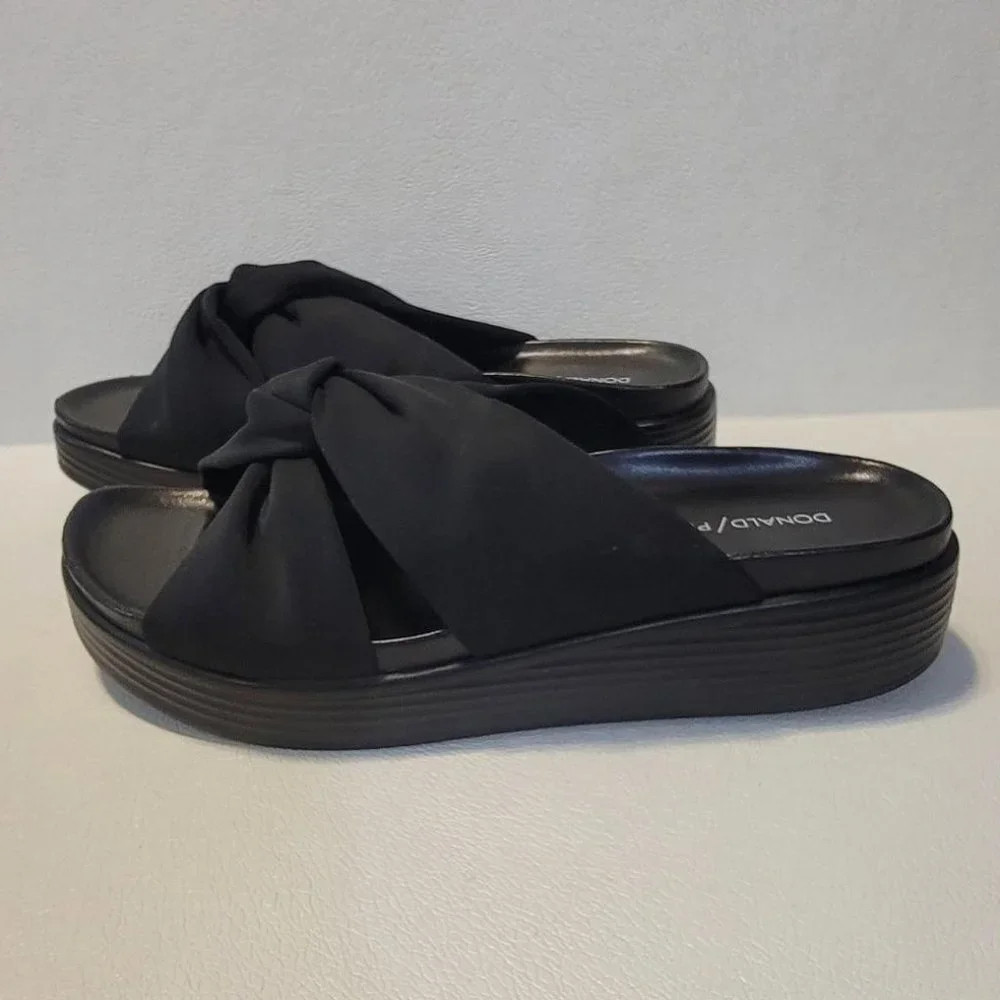 DONALD J PLINER FOLLEY BLACK LEATHER PLATFORM WEDGE WOMENS SLIP ON SANDALS - Picture 6 of 9